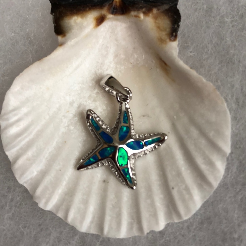 Sterling Silver Pendant Starfish w/ Lab Opal - Picture 4 of 5